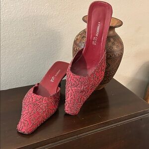 Vintage runway  Kenneth Cole  Women's Red Beaded Mules